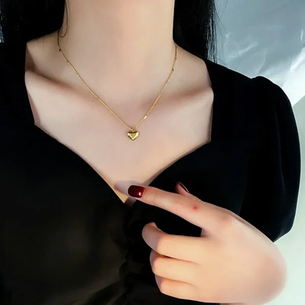 Trendy Gold Heart Pendant Choker Necklace for Women – Elegant Thin Clavicle Chain, Perfect Love Letter Jewelry Gift - Image 5