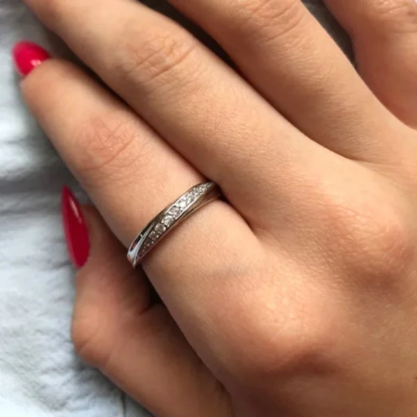 Elegant Rose Gold Wedding Ring for Women – Simple Cubic Zirconia Fashion Jewelry for Lovers - Image 4