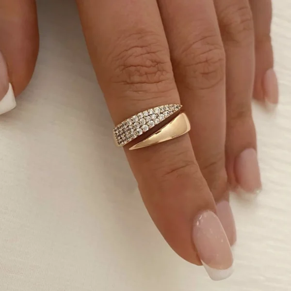 2024 Trendy 18K Gold-Plated Sun Rings for Women – Natural Stone Inlaid Hollow Metal Texture Jewelry - Image 3