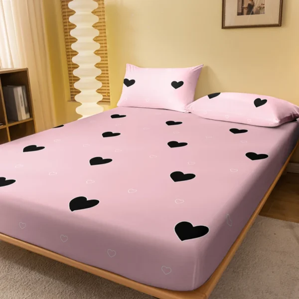 Modern Heart-Shaped Geometric Printed Fitted Sheet – Matte Polyester Bed Cover for Bedroom - Image 2