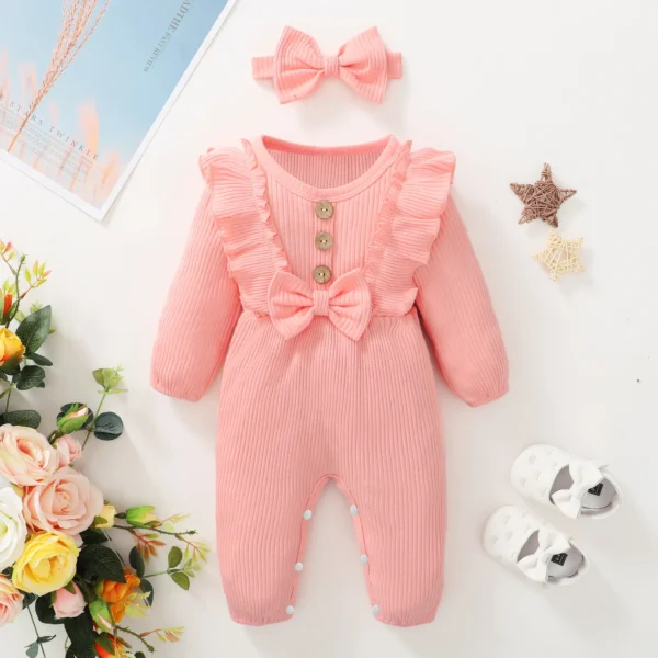 Adorable newborn baby girl romper with ruffle design and matching headband. Soft cotton blend, long sleeves, perfect for autumn and winter. Ideal for 0-18 months.