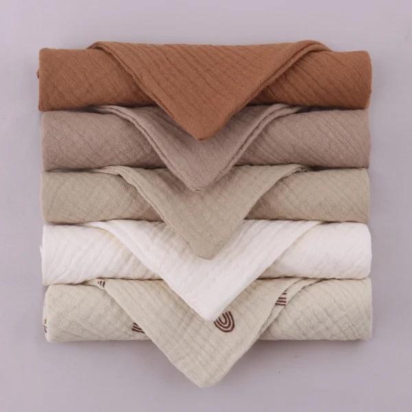 Set of 5 soft cotton baby washcloths. Highly absorbent, quick-drying, and versatile for bathing, feeding, and daily use. Perfect gift for moms!