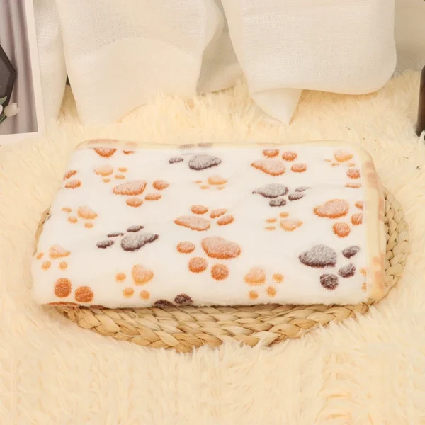 40x60cm Winter Warm Pet Blanket – Coral Fleece Dog and Cat Cushion for Cozy Comfort - Image 5