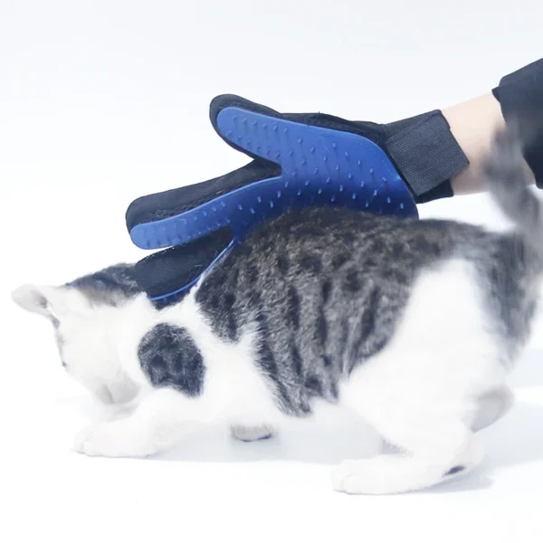 Silicone Pet Hair Removal Gloves – Comfortable Grooming Mitt for Cats & Dogs, Easy Hair Removal Brush - Image 6