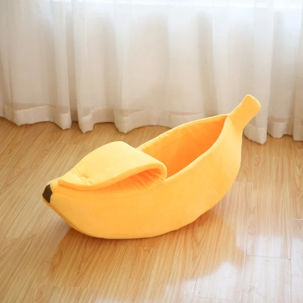 Banana-Shaped Pet Bed – Cozy & Funny Sleeping Nest for Cats & Small Dogs - Image 4